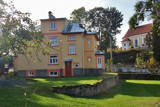 Hotel Stara Mlekarna Kytlice Exterior foto